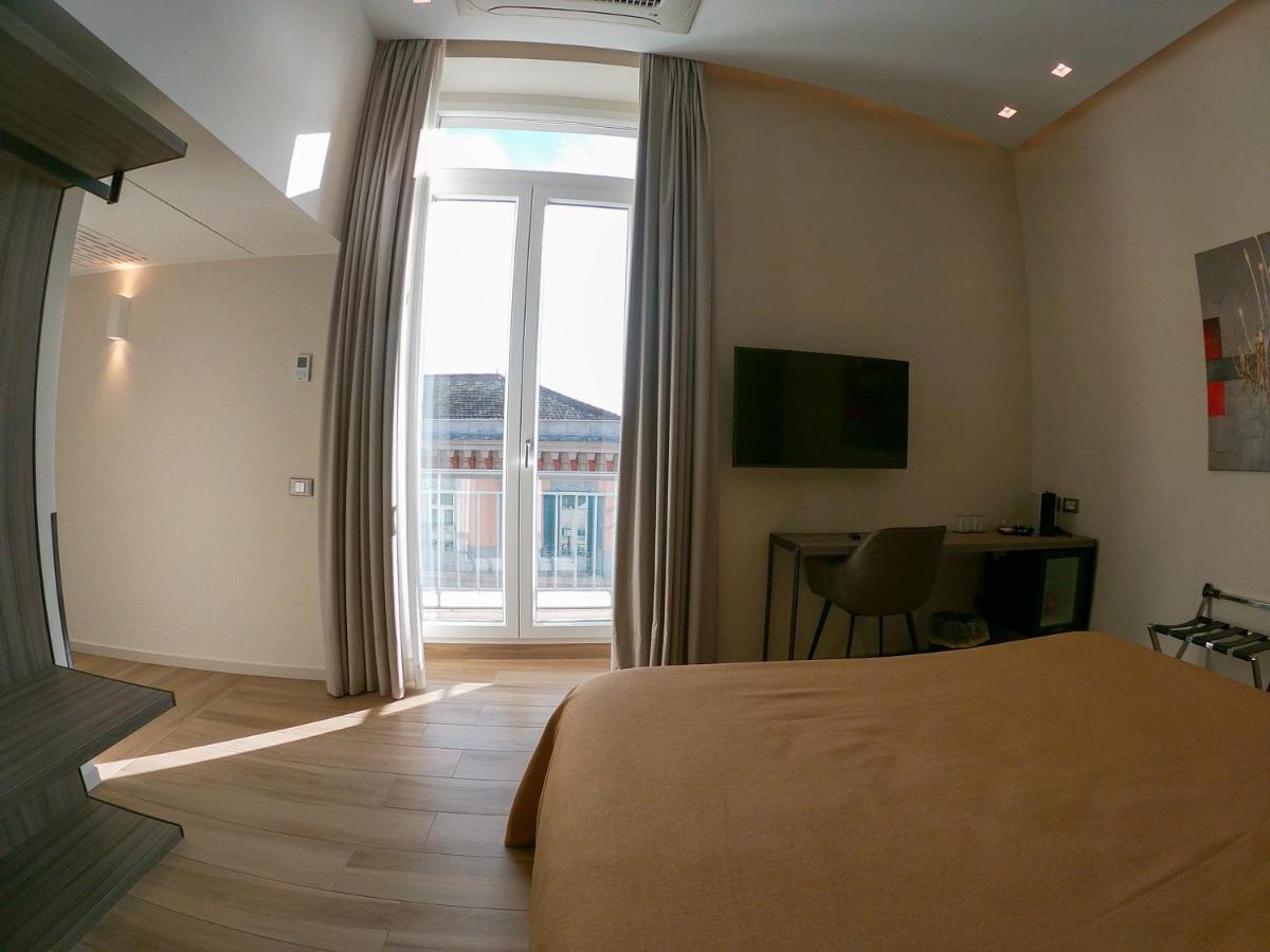 Municipio Luxury Suite 나폴리 외부 사진