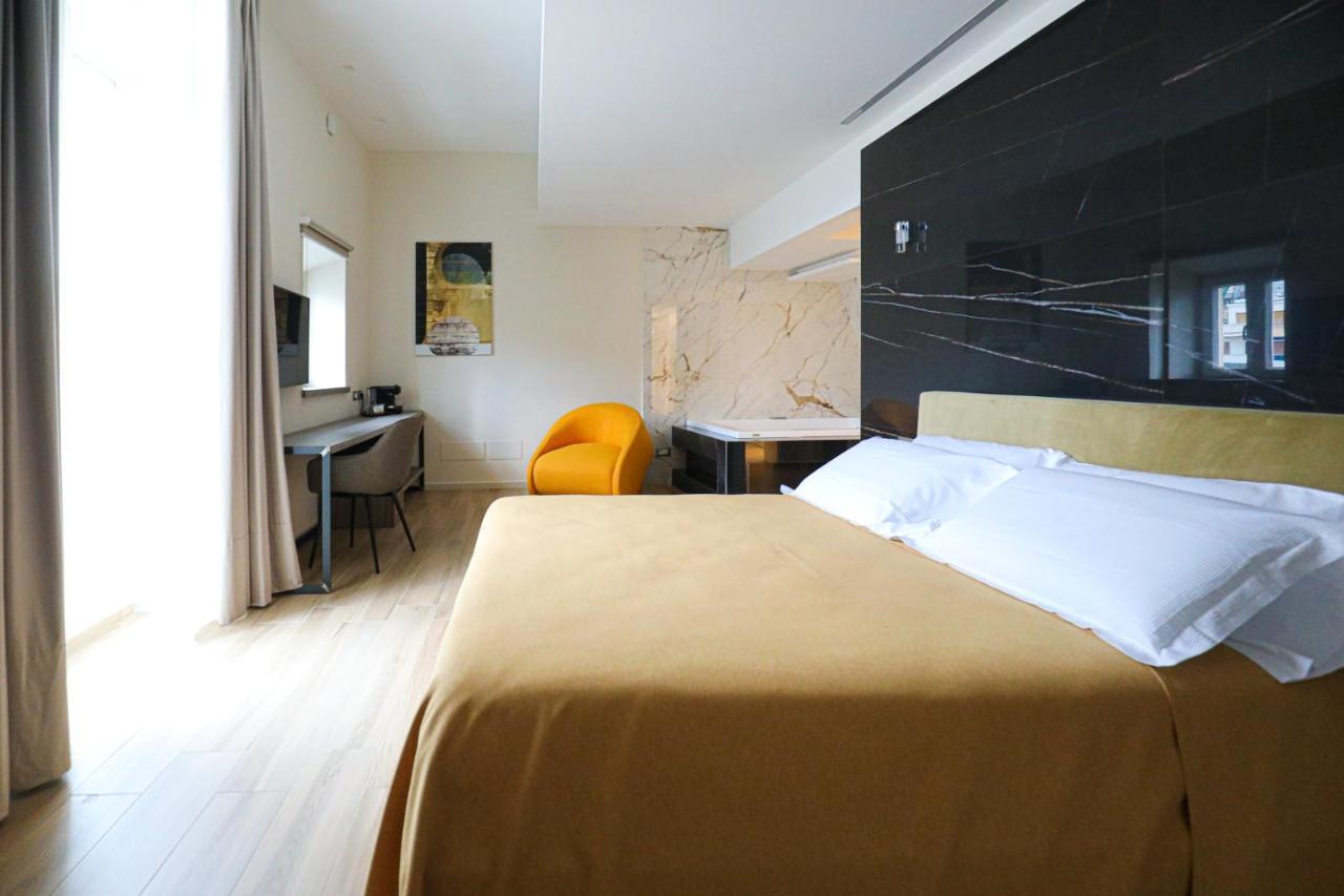 Municipio Luxury Suite 나폴리 외부 사진